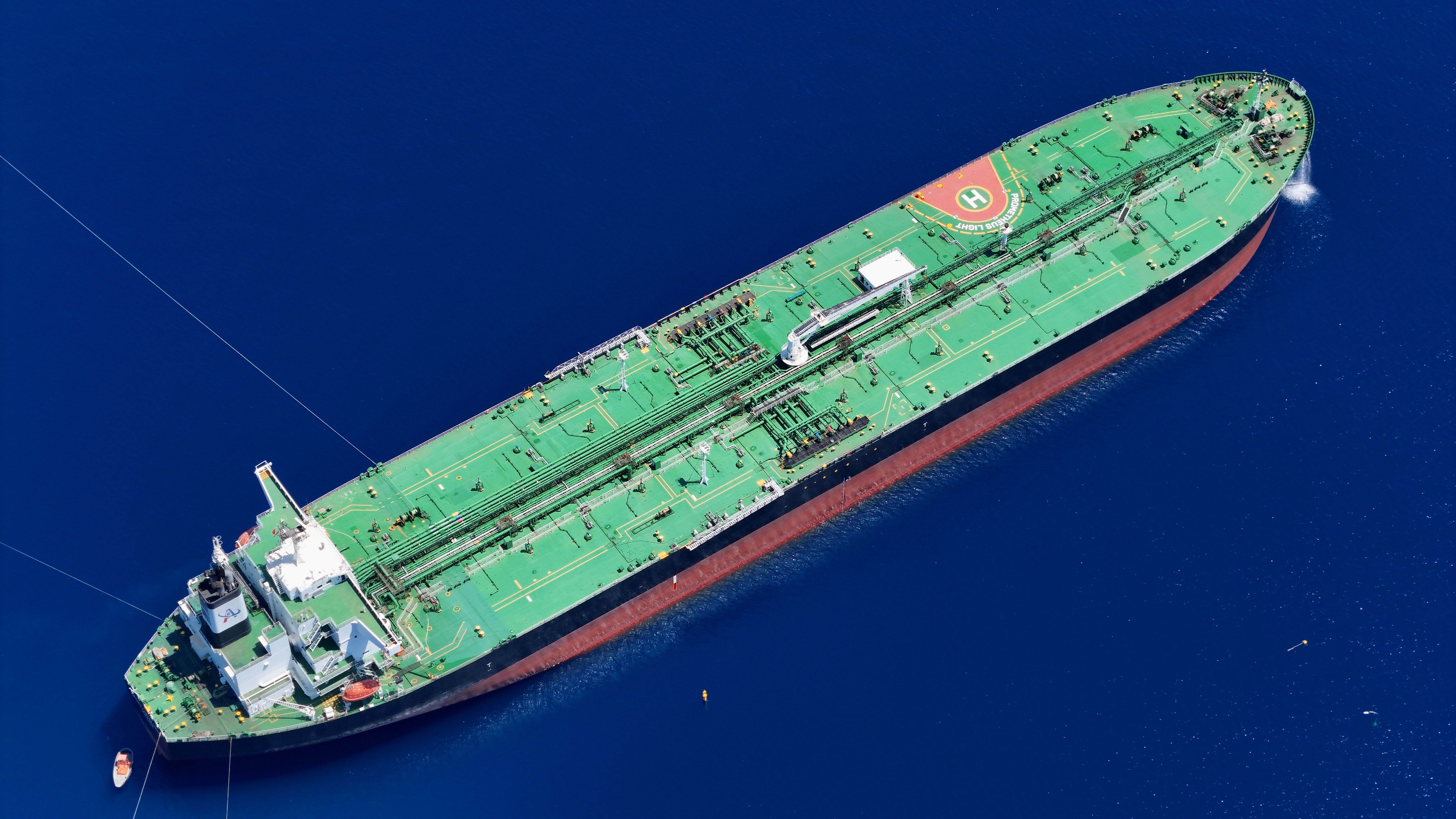 Mind the gap: Strait of Hormuz disruption - risk allocation for traders and charterers